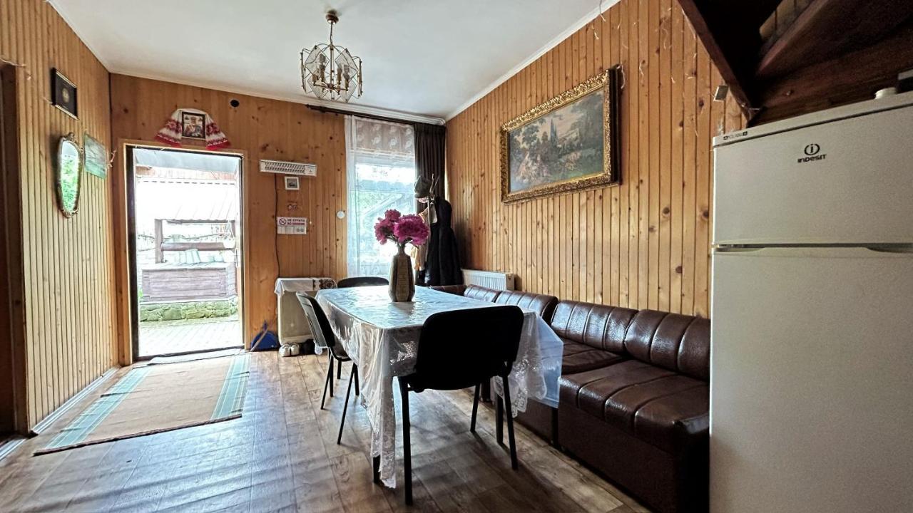 Ny To Abzatc Apartment Slavske Bagian luar foto